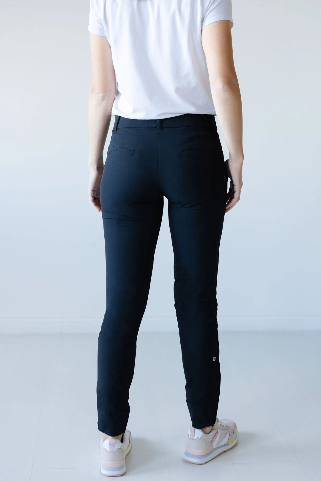 【PORTERNA】Neodon jogger lounge pants Pleated Wide Joggers – Estudio Niksen